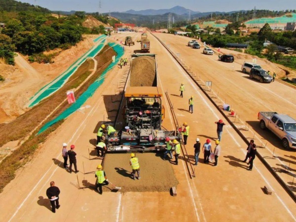 神农架高速公路